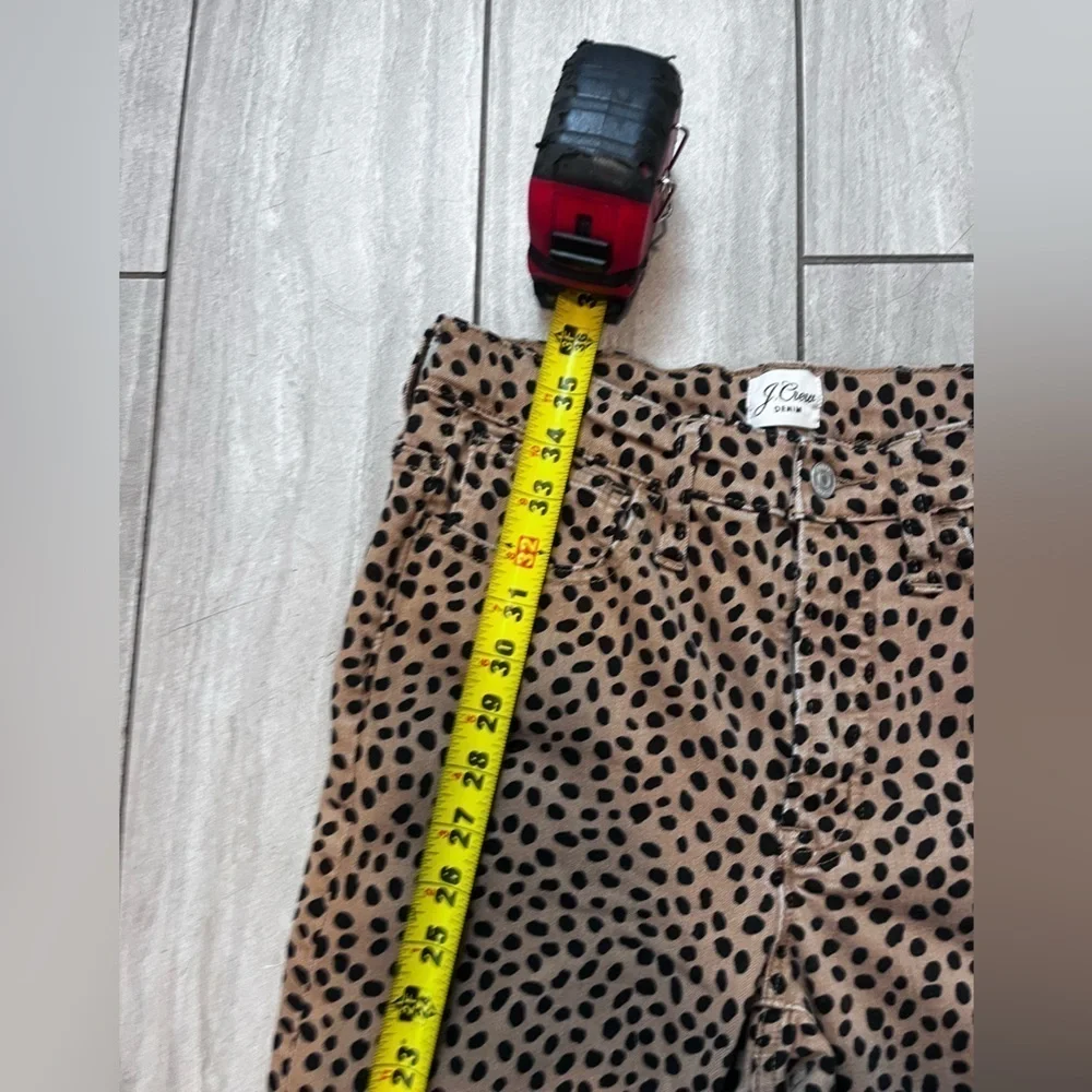 J Crew 9” Toothpick Jeans in Leopard Dot Print size 27